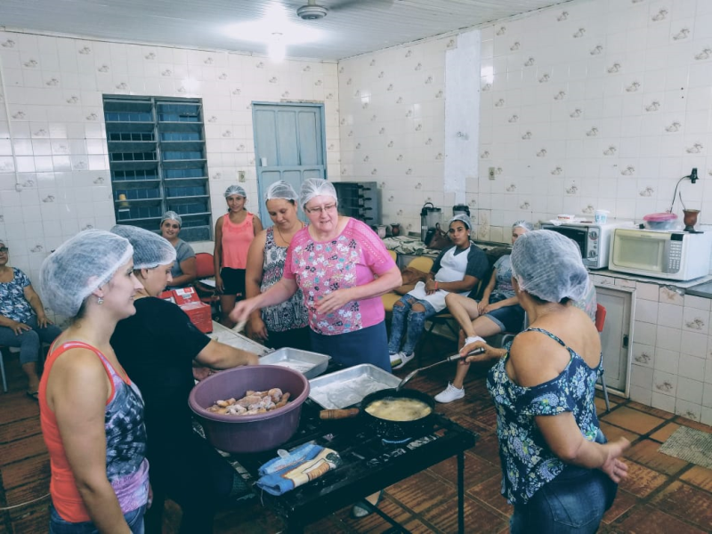 Curso de culinária e gestantes iniciaram nessa semana